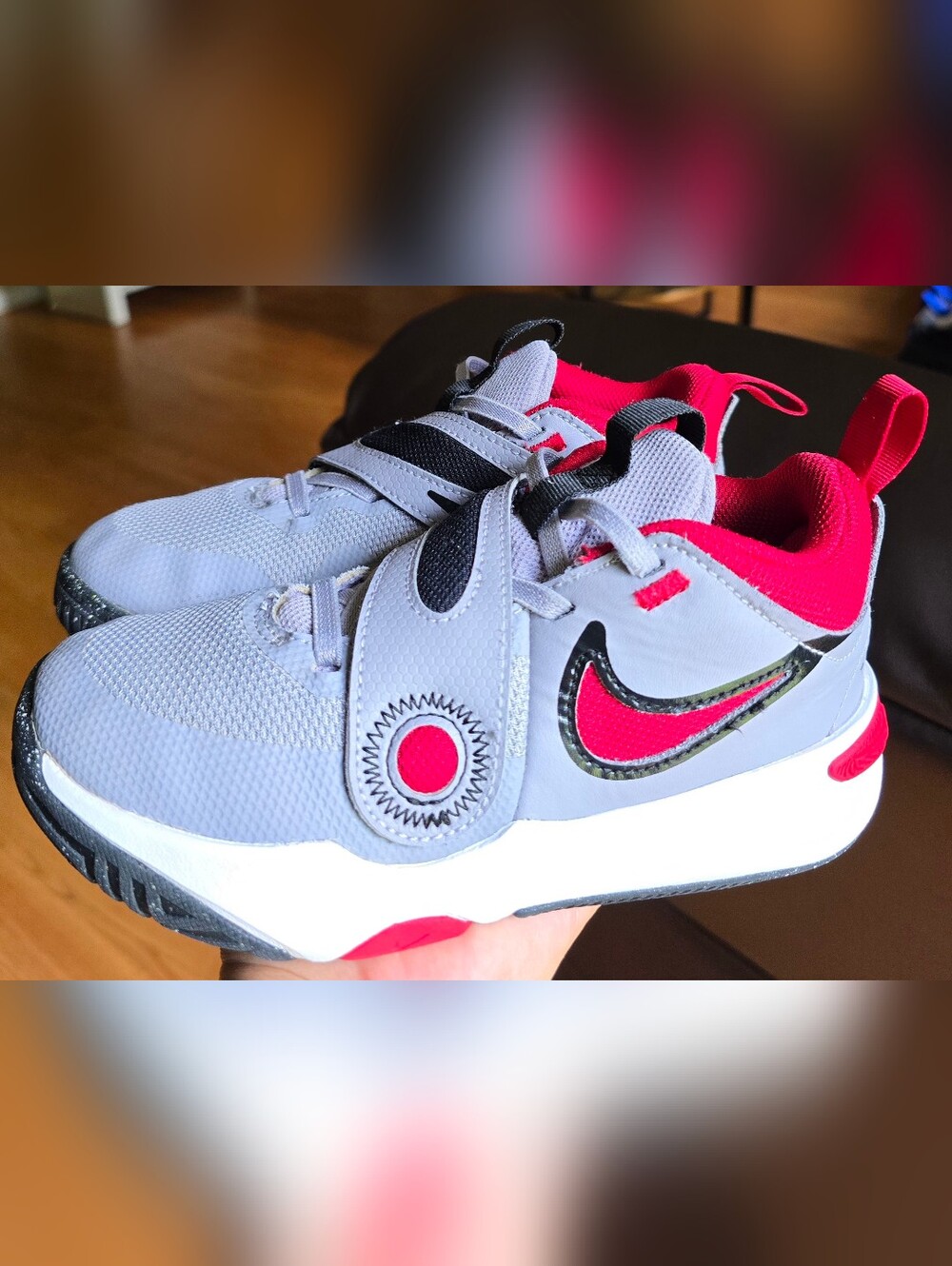 Sz 1Y Little Kids NIKE TEAM HUSTLE D11 'Cement Grey/Gum Red' Bungee Lace/Adj Str
